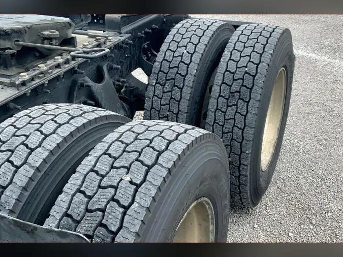 2021 INT LT625 6x4ea919f08b122f695b5b2816475b3b32c