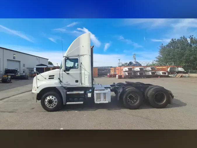 2018 Mack CXU (PINNACLE)