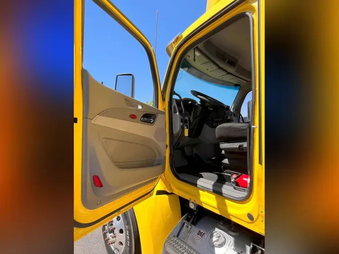 2021 Peterbilt 579