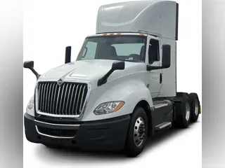 2021 International LT625