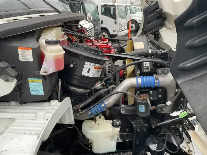 2019 FREIGHTLINER/MERCEDES M2 106