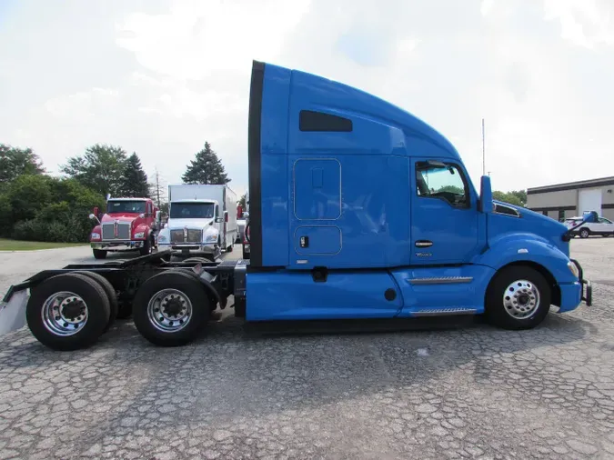 2022 Kenworth T680