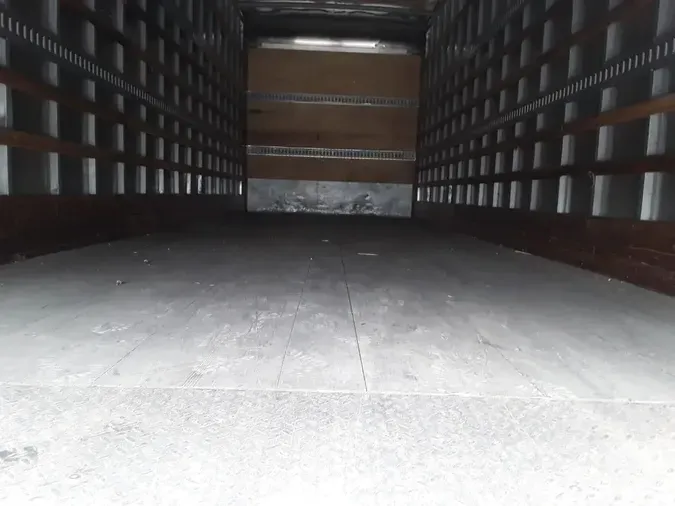 2018 FREIGHTLINER/MERCEDES M2 106