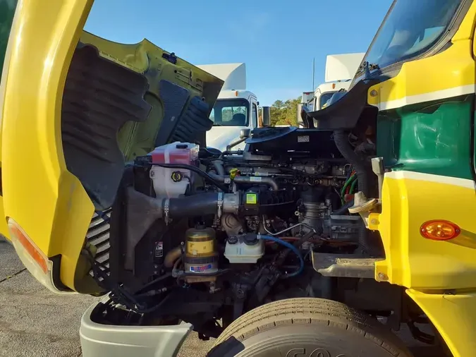 2017 FREIGHTLINER/MERCEDES CASCADIA 125