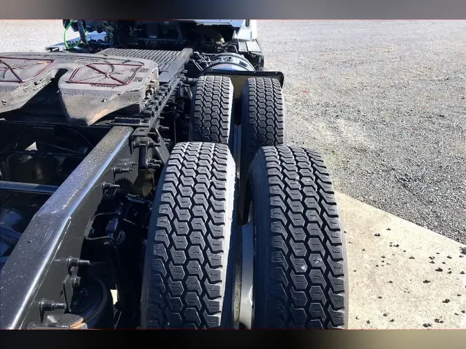 2019 INT LT625 6x4ea9f22dd26828a3fc46364244693a4cd