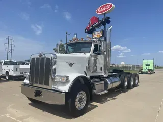 2015 Peterbilt 389