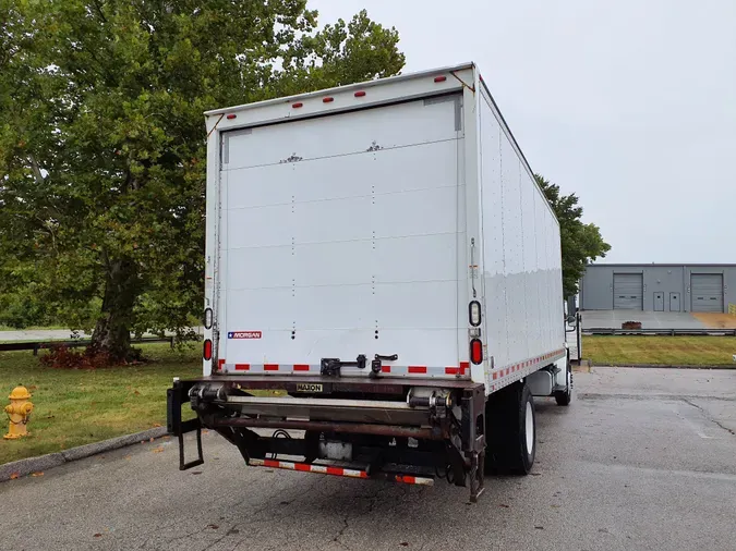 2016 FREIGHTLINER/MERCEDES M2 106