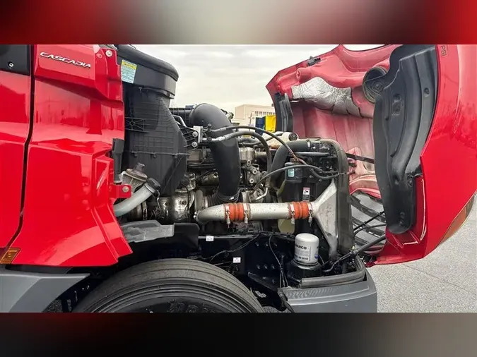 2022 FREIGHTLINER CA126