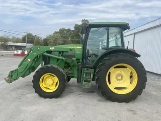 2013 John Deere 6115D