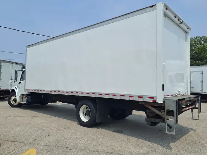 2019 FREIGHTLINER M2 106