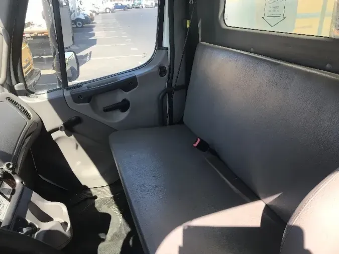 2018 Freightliner M2