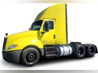 2023 International LT625