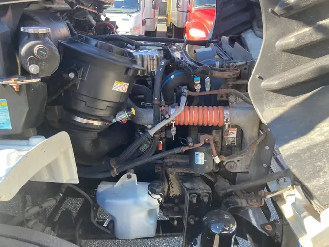 2019 FREIGHTLINER/MERCEDES M2 106