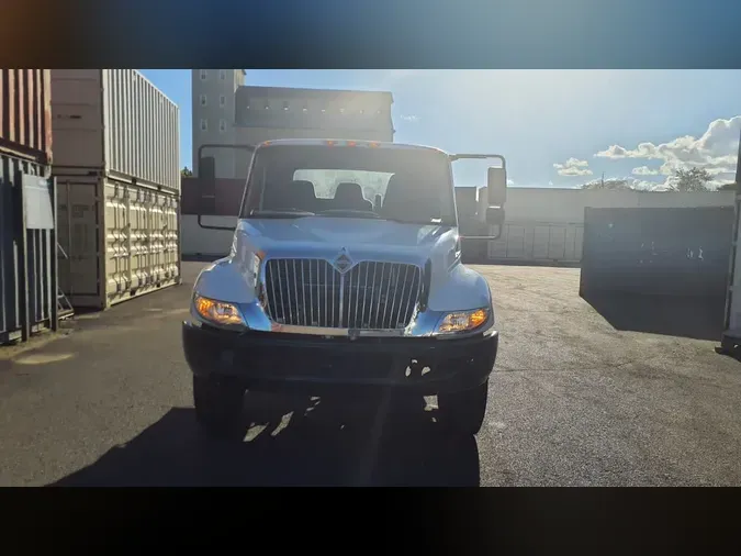 2019 NAVISTAR INTERNATIONAL 4300