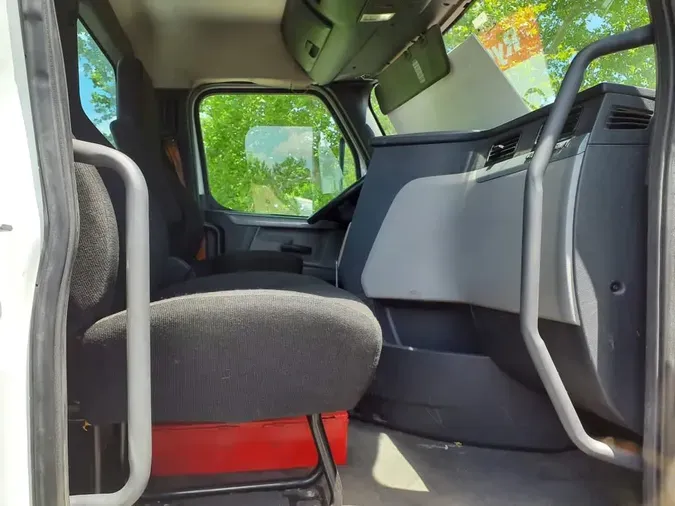 2020 FREIGHTLINER NEW CASCADIA 116