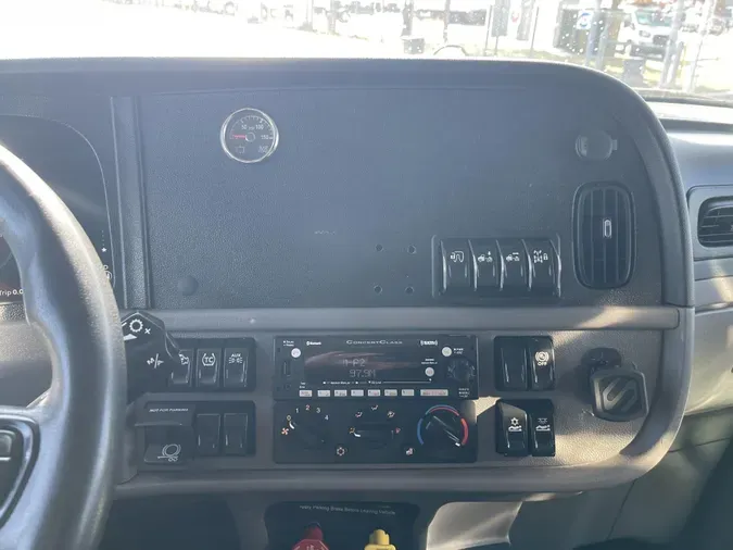 2022 Peterbilt 389eaa8969f4e0461423c1ffcdf688d6829