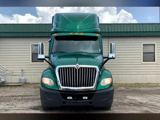 2021 INT LT625 6x4