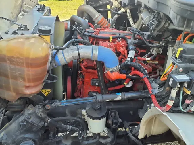 2018 NAVISTAR INTERNATIONAL 4300