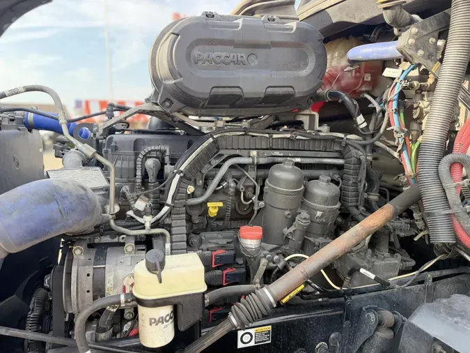 2023 Kenworth T680