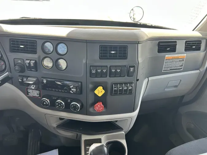 2020 Peterbilt 567