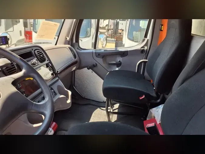 2019 FREIGHTLINER/MERCEDES M2 106eaafd117177bd0d3646e4bf4dae296b2