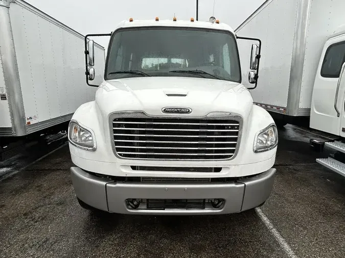 2021 Freightliner M2 106