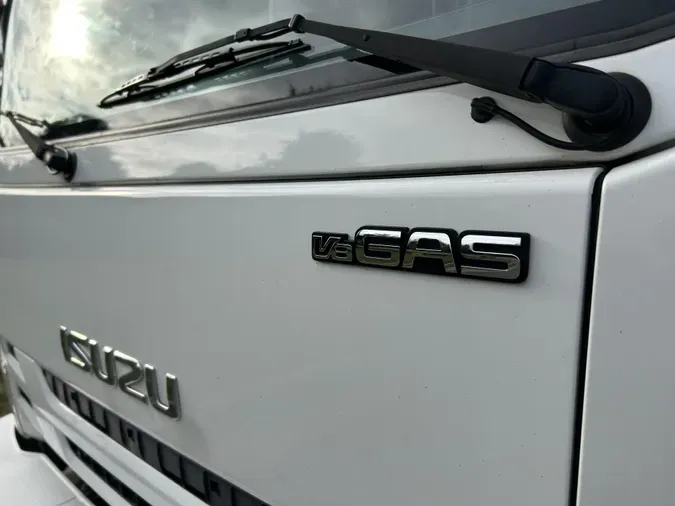 2022 Isuzu NPR-HD