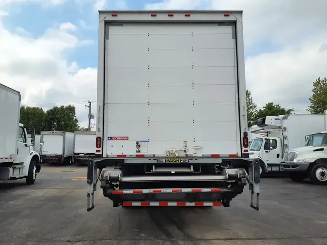2018 FREIGHTLINER M2 106