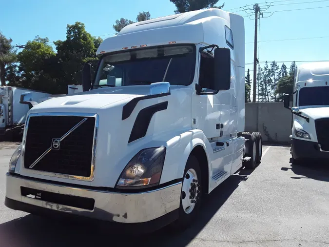 2016 VOLVO VNL64TRACTOR