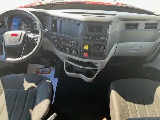 2022 Peterbilt 579