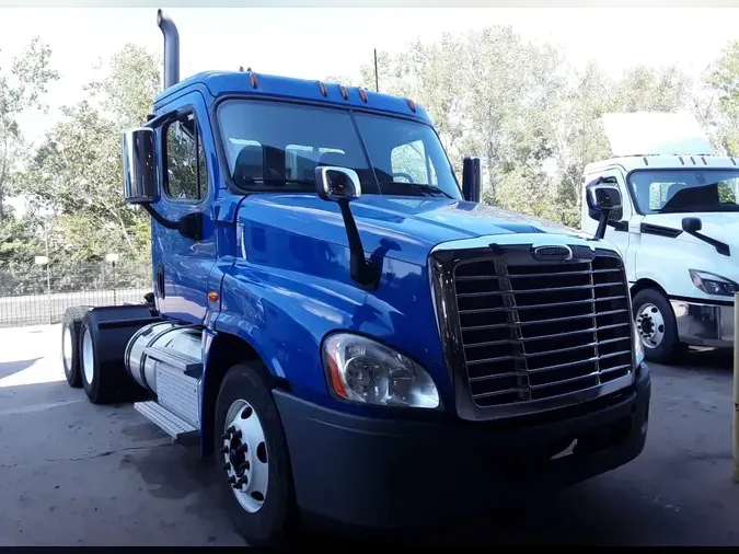 2019 FREIGHTLINER CASCADIA 125