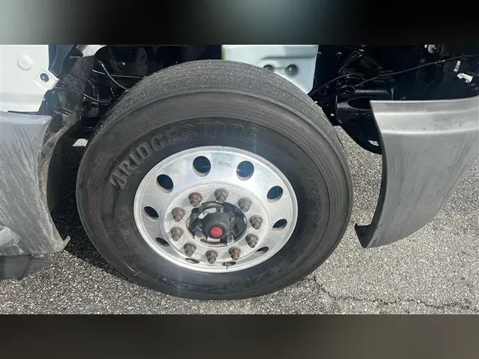 2021 INTERNATIONAL LT