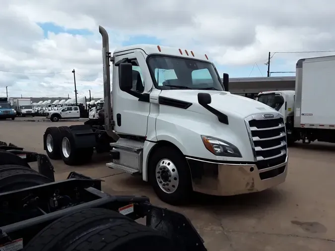 2021 FREIGHTLINER/MERCEDES NEW CASCADIA PX12664