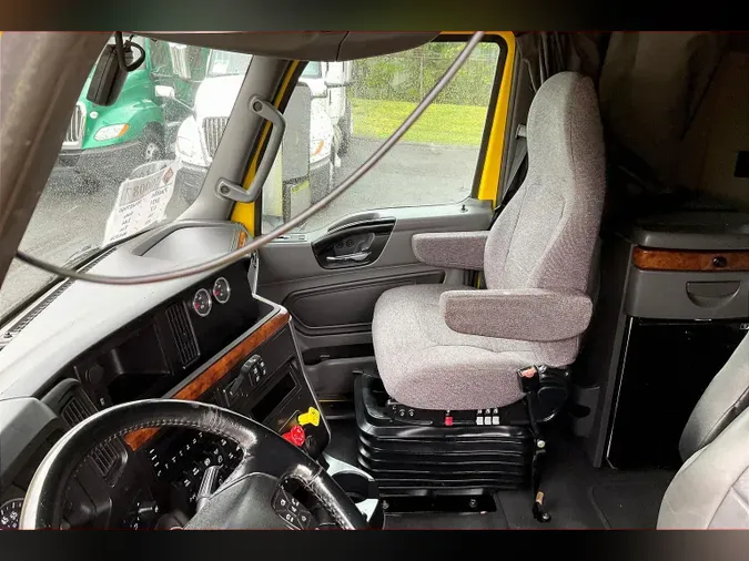 2021 INT LT625 6x4