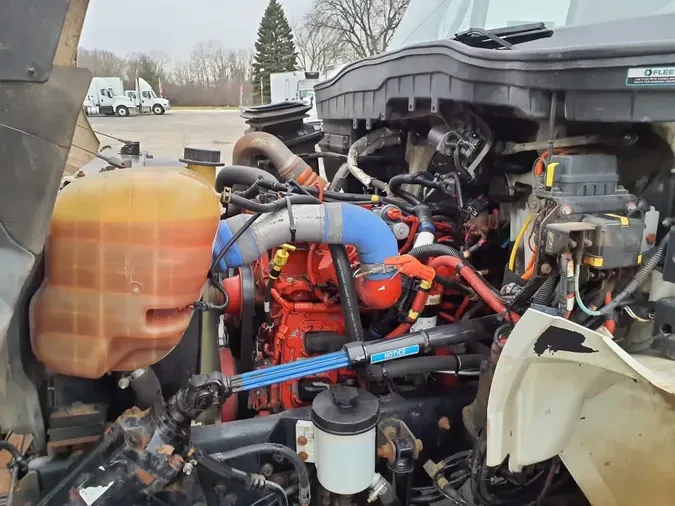 2019 NAVISTAR INTERNATIONAL 4300