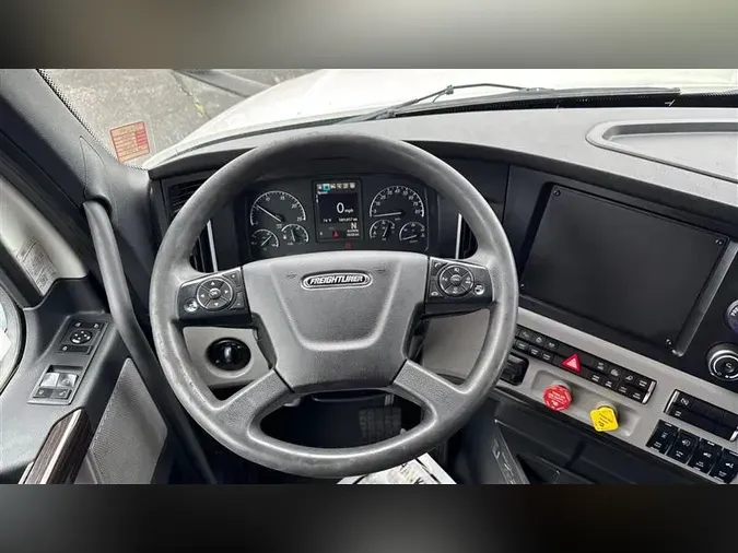 2020 FREIGHTLINER CA126