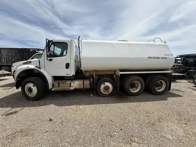 2012 FREIGHTLINER BUSINESS CLASS M2 106