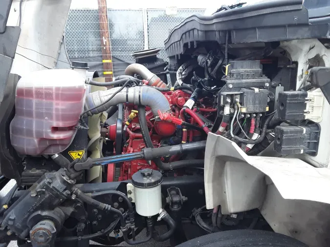 2018 NAVISTAR INTERNATIONAL 4300