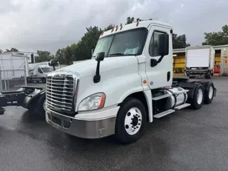 2019 FREIGHTLINER CASCADIA 125