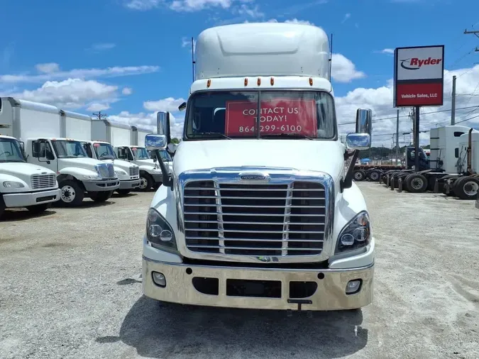2019 FREIGHTLINER CASCADIA 125