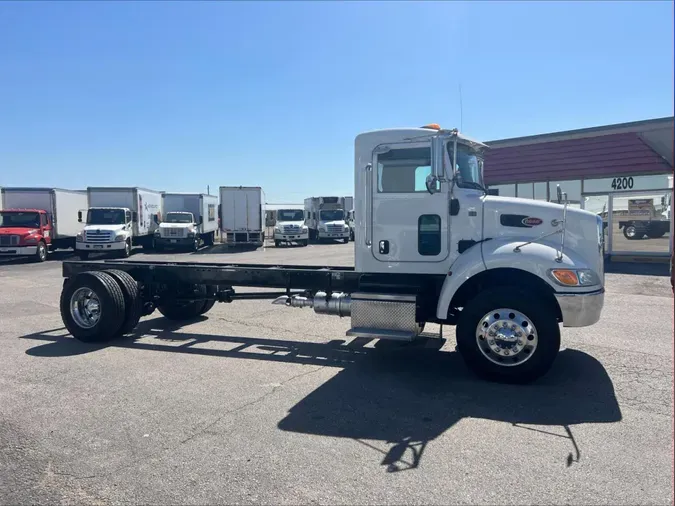 2020 Peterbilt 337