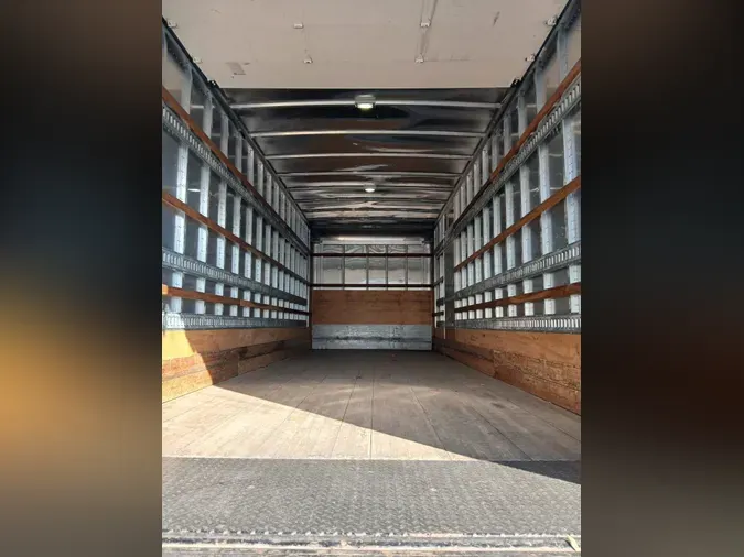 2019 NAVISTAR INTERNATIONAL 4300