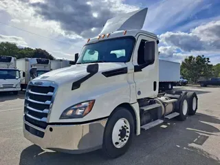 2020 FREIGHTLINER/MERCEDES NEW CASCADIA PX12664