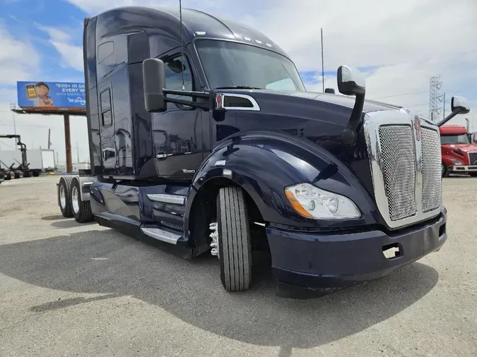 2022 KENWORTH T680