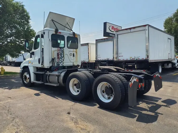 2018 FREIGHTLINER CASCADIA 125