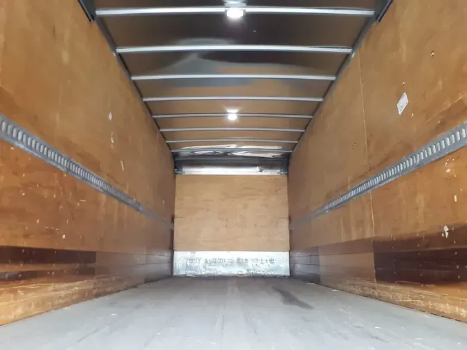 2020 FREIGHTLINER/MERCEDES M2 106