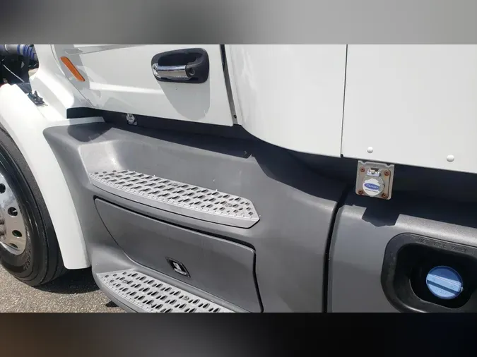 2019 Peterbilt 579