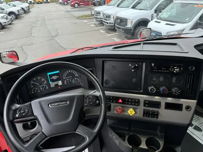 2020 Freightliner Cascadia