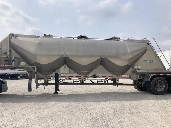 2023 MAC Pneumatic Dry Bulk Tanker Trailer