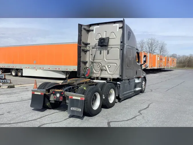 2022 Freightliner Cascadia 126eaf78440cdf2ebcb6dd7653aa3cd6eab